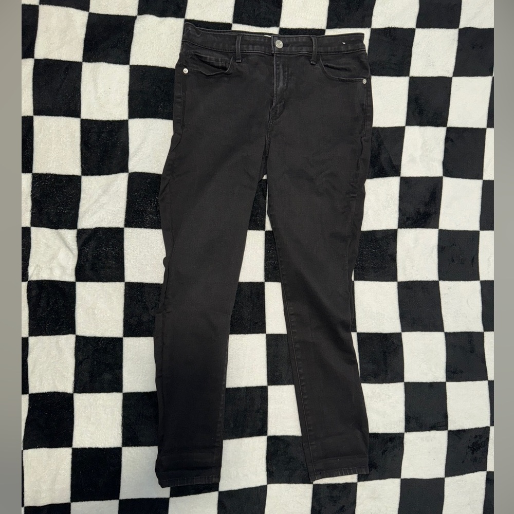 A&F Black Super Skinny Jeans